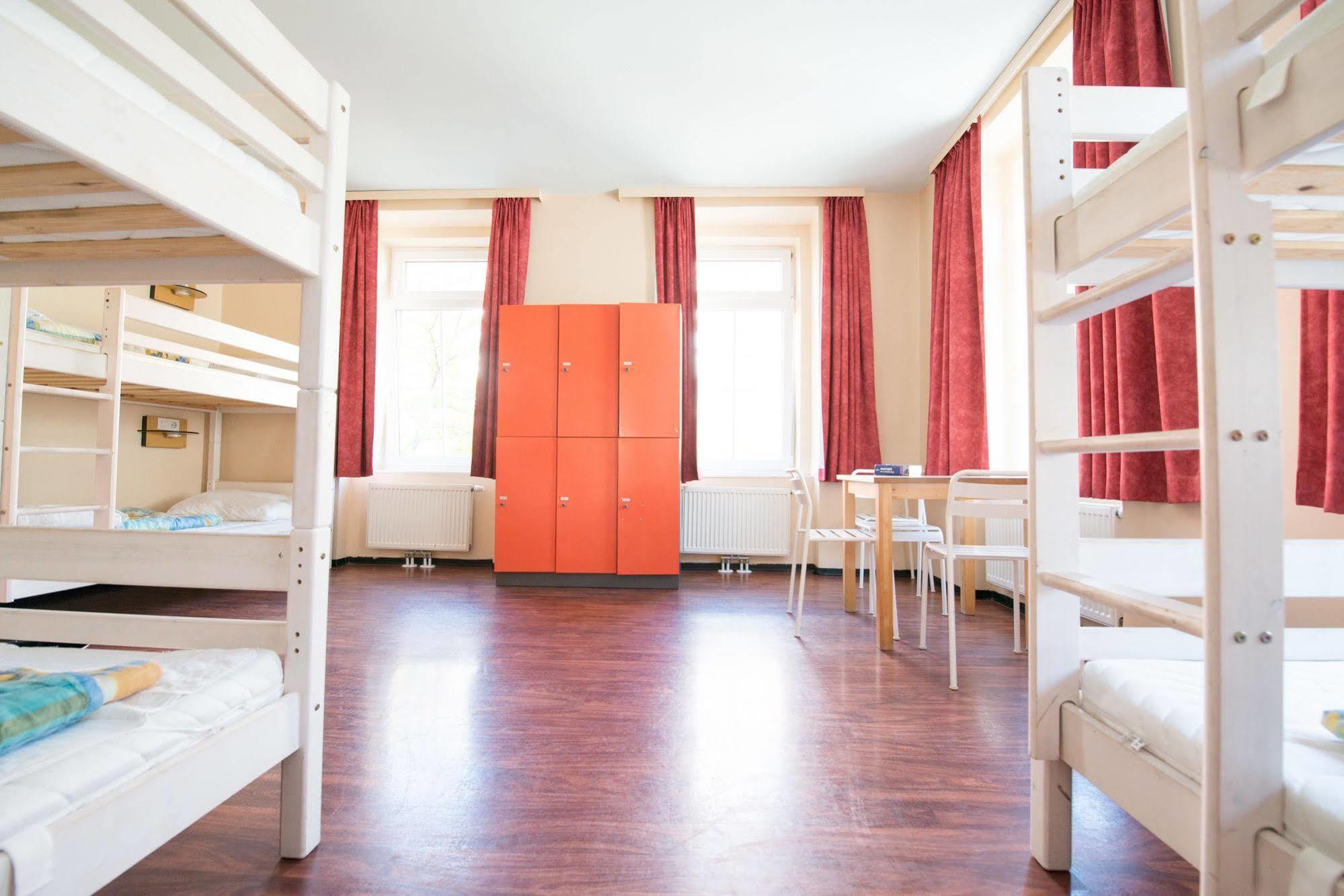 Wombats Hostel Vienna The Lounge Buitenkant foto